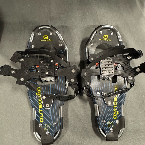 OUTBOUND Lightweight Aluminum Snowshoes - Picture 1 of 5